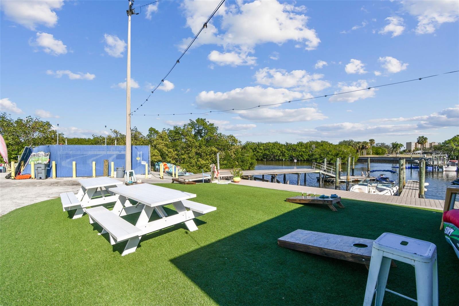 Image 91 of 99 For 900 Cove Cay Drive 5f