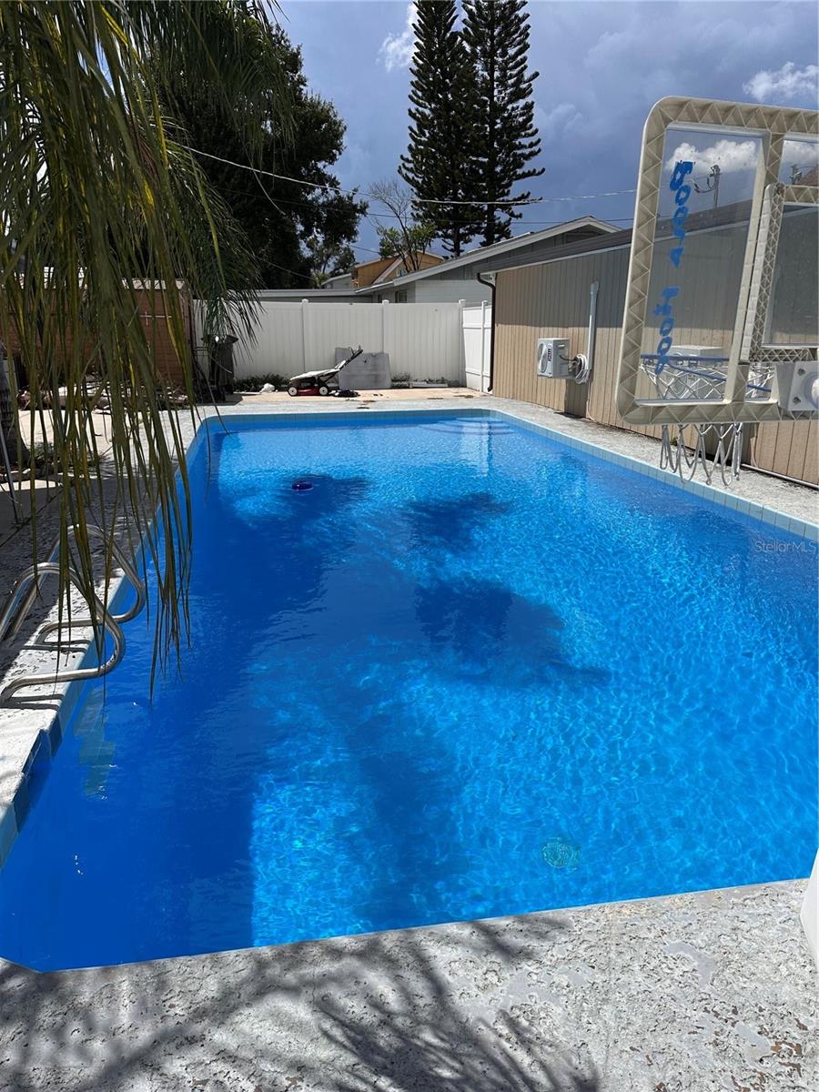 Image 15 of 16 For 4508 Elm Street