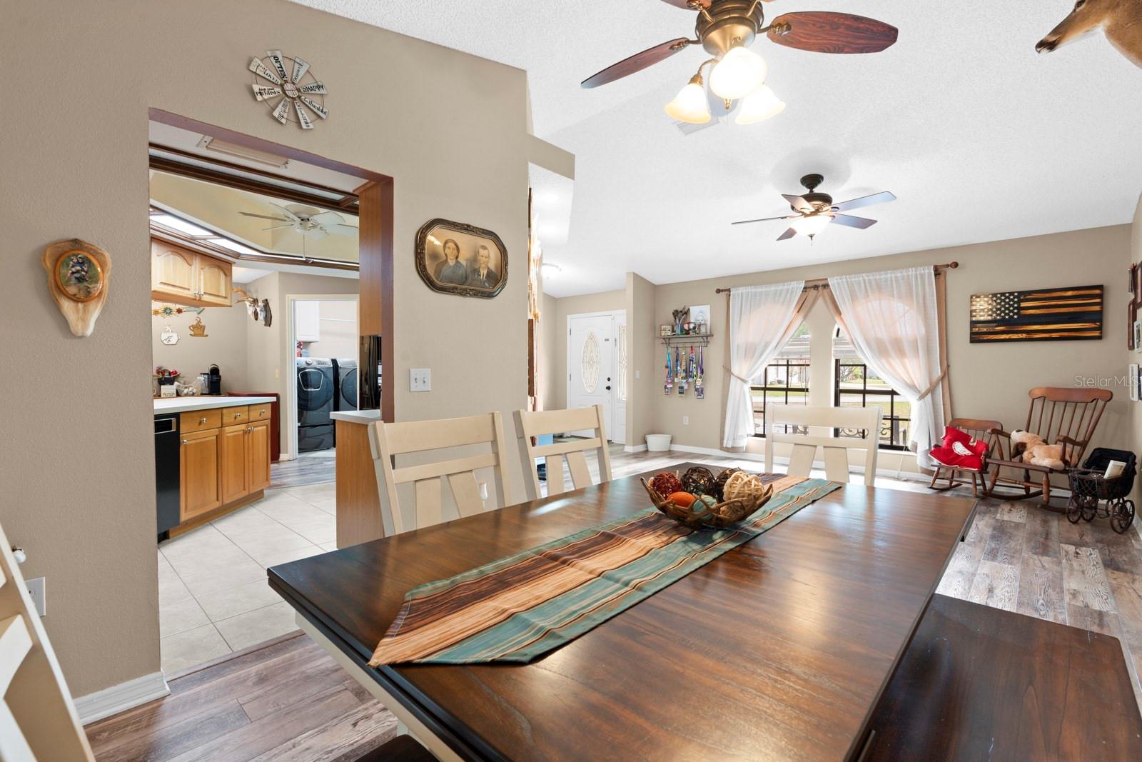 Image 11 of 61 For 2550 Roslyn Lane