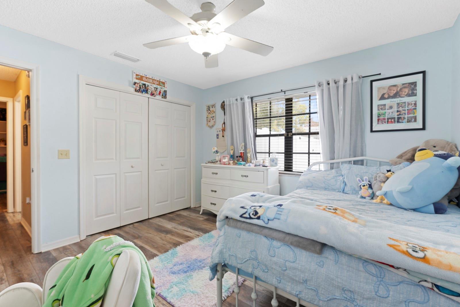 Image 33 of 61 For 2550 Roslyn Lane