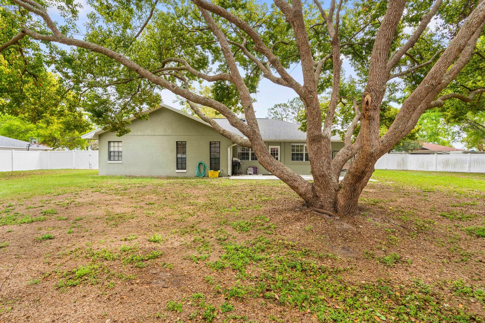 Image 51 of 61 For 2550 Roslyn Lane