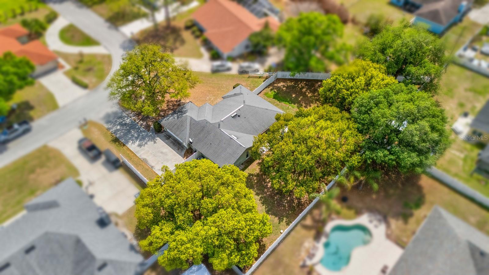 Image 53 of 61 For 2550 Roslyn Lane