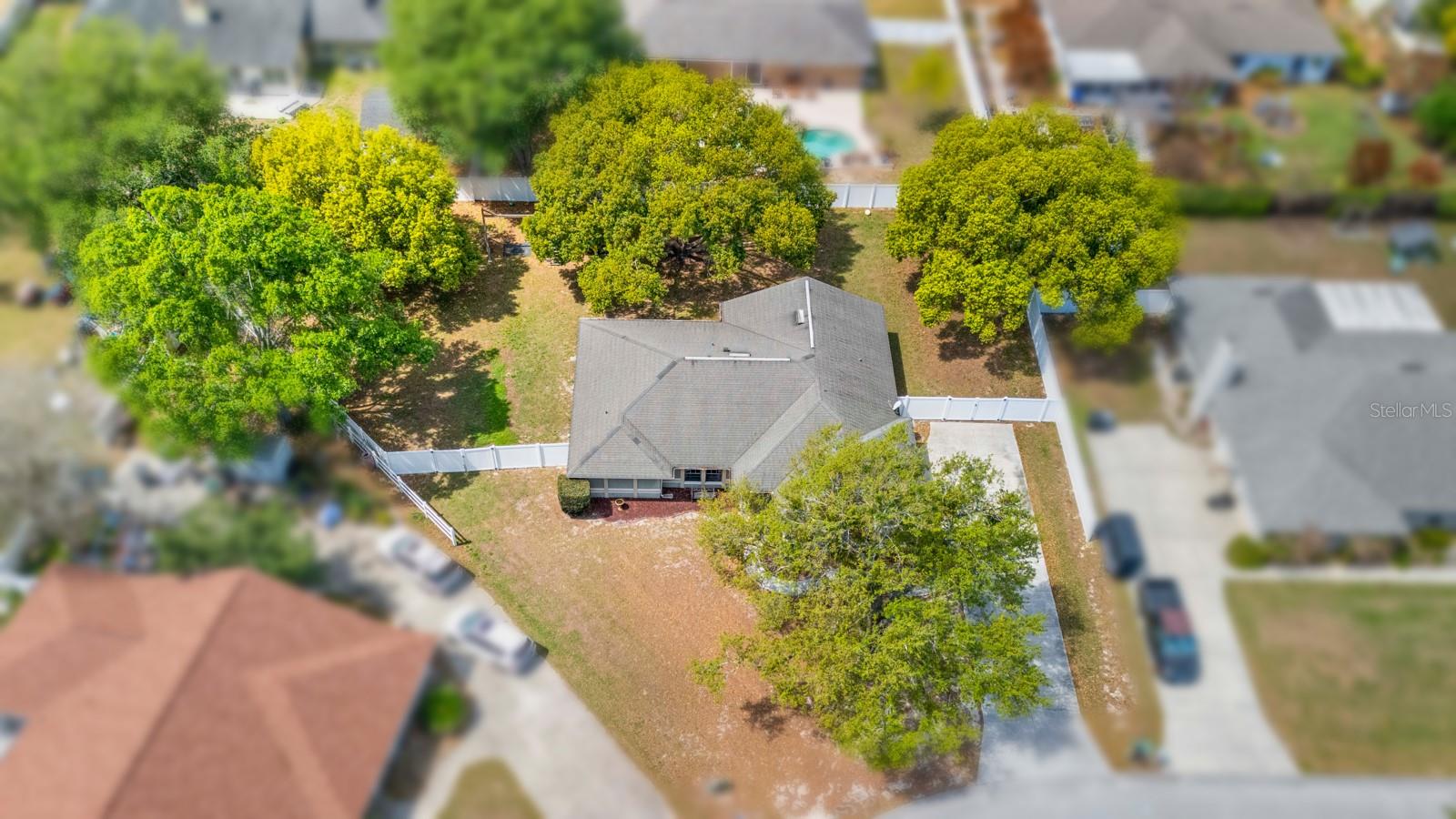 Image 55 of 61 For 2550 Roslyn Lane