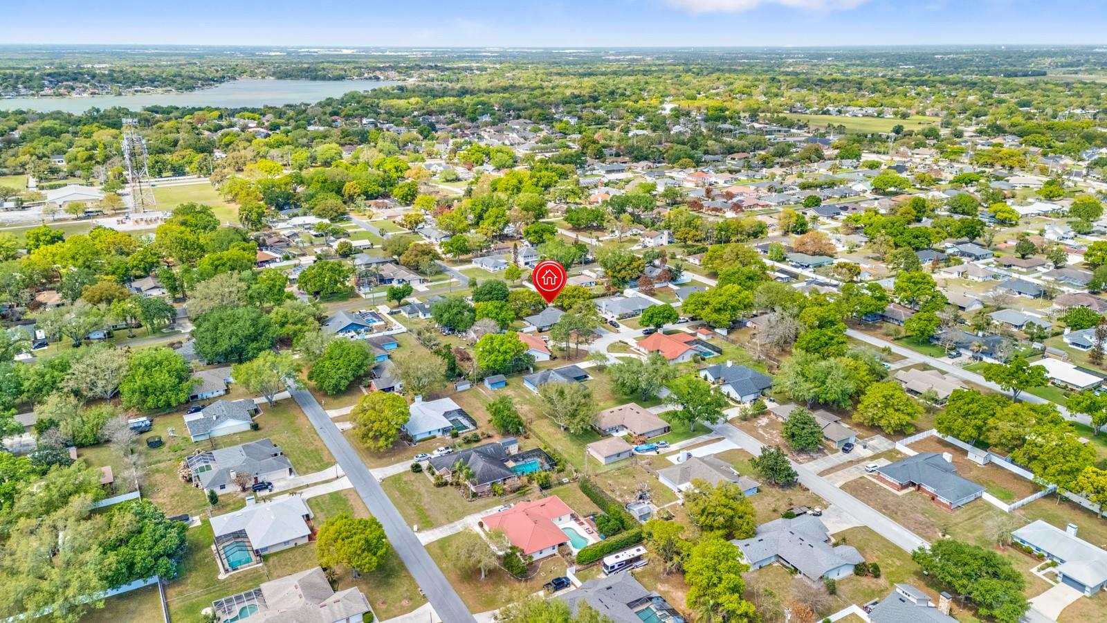 Image 57 of 61 For 2550 Roslyn Lane