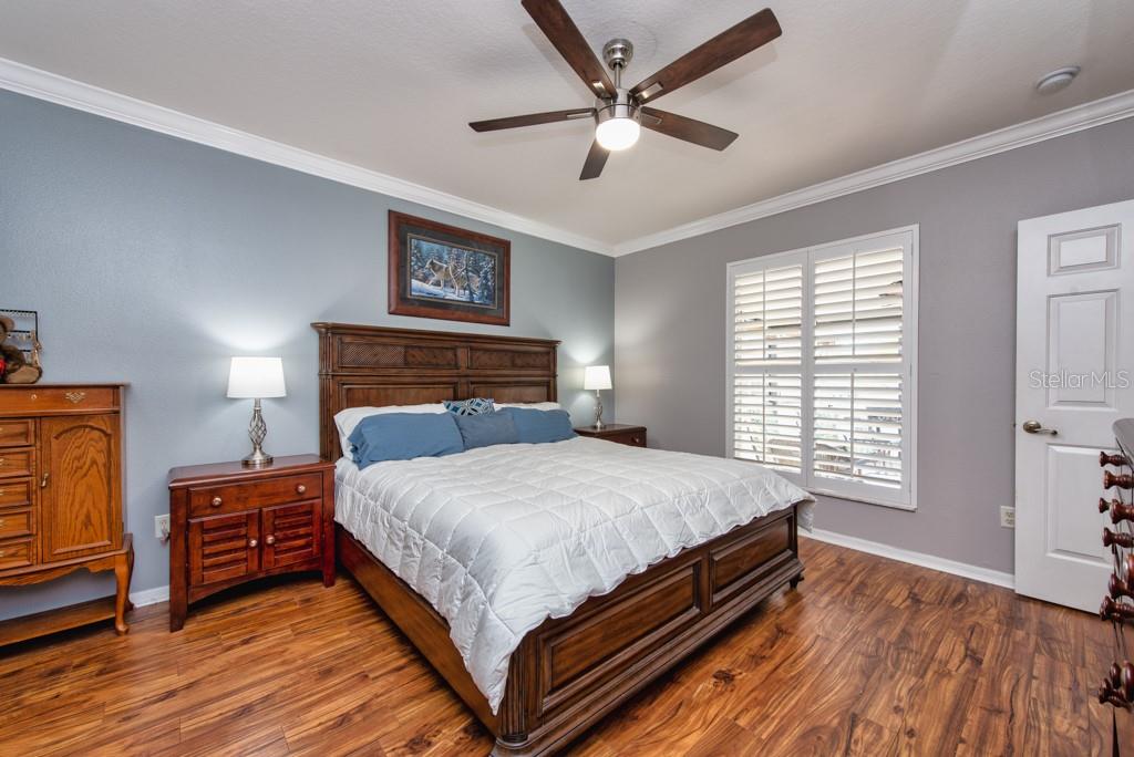 Listing photo id 14 for 720 Sandy Hills Avenue