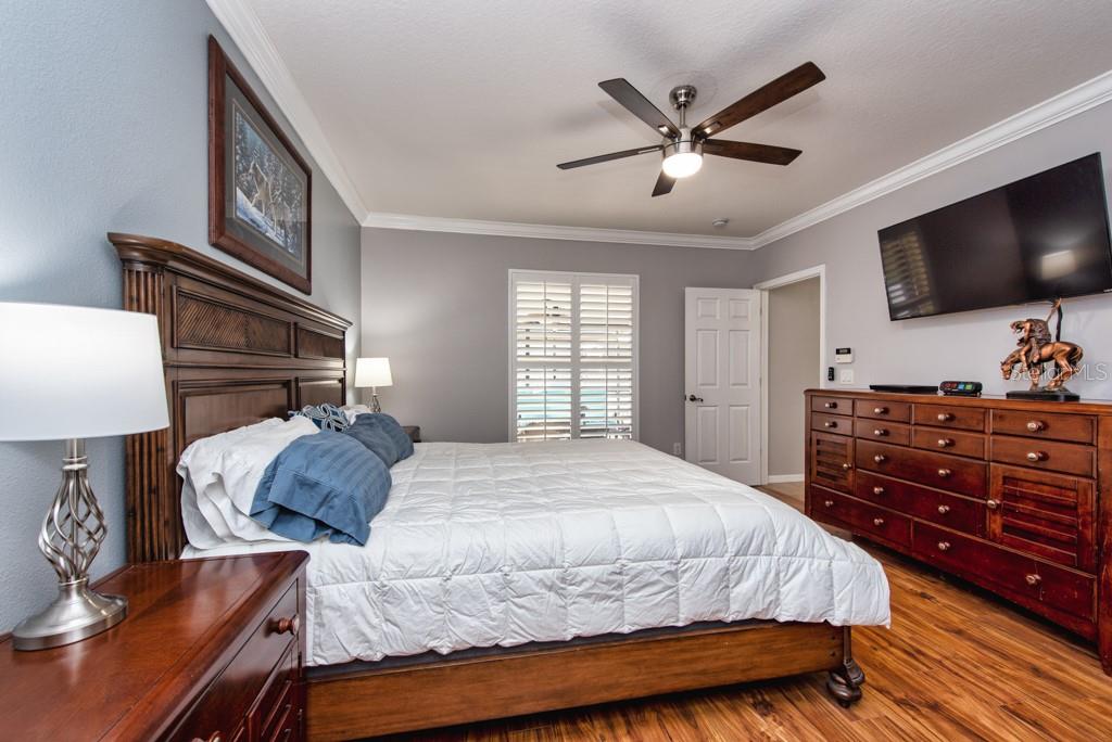 Listing photo id 15 for 720 Sandy Hills Avenue