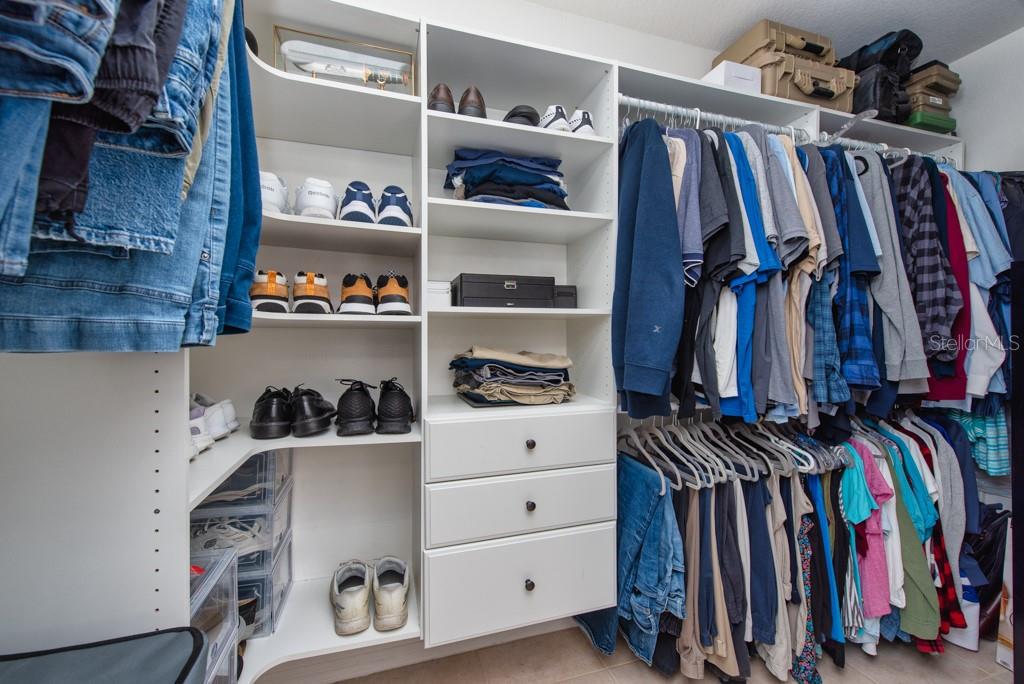 Listing photo id 17 for 720 Sandy Hills Avenue