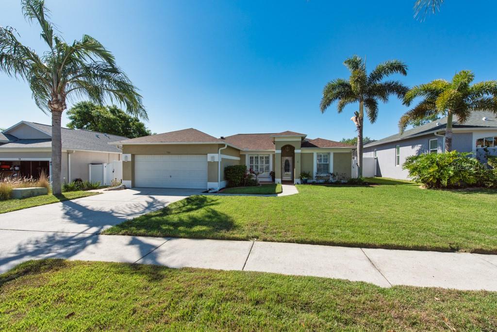 Listing photo id 32 for 720 Sandy Hills Avenue