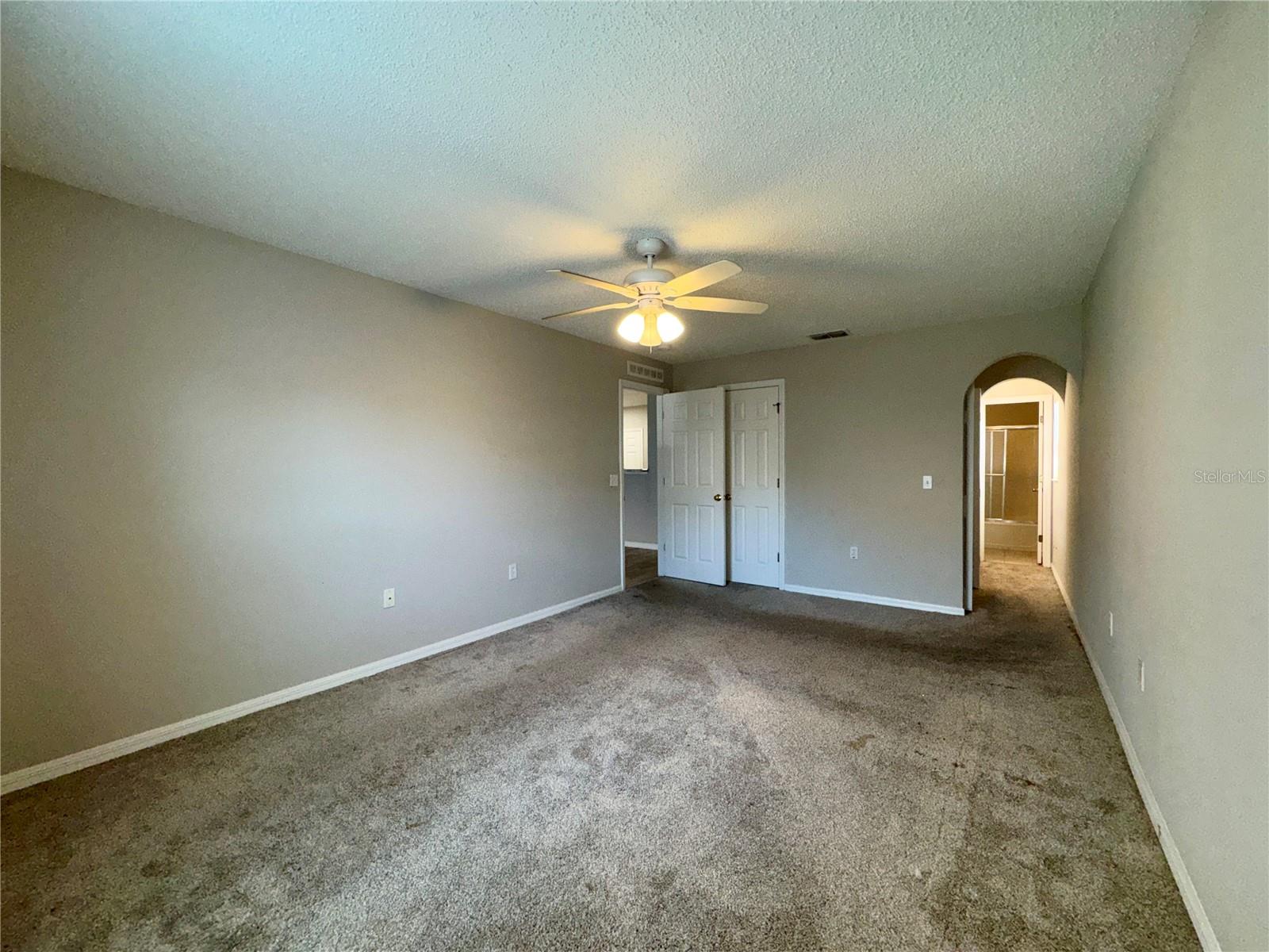 Image 14 of 32 For 12626 Lake Vista Drive