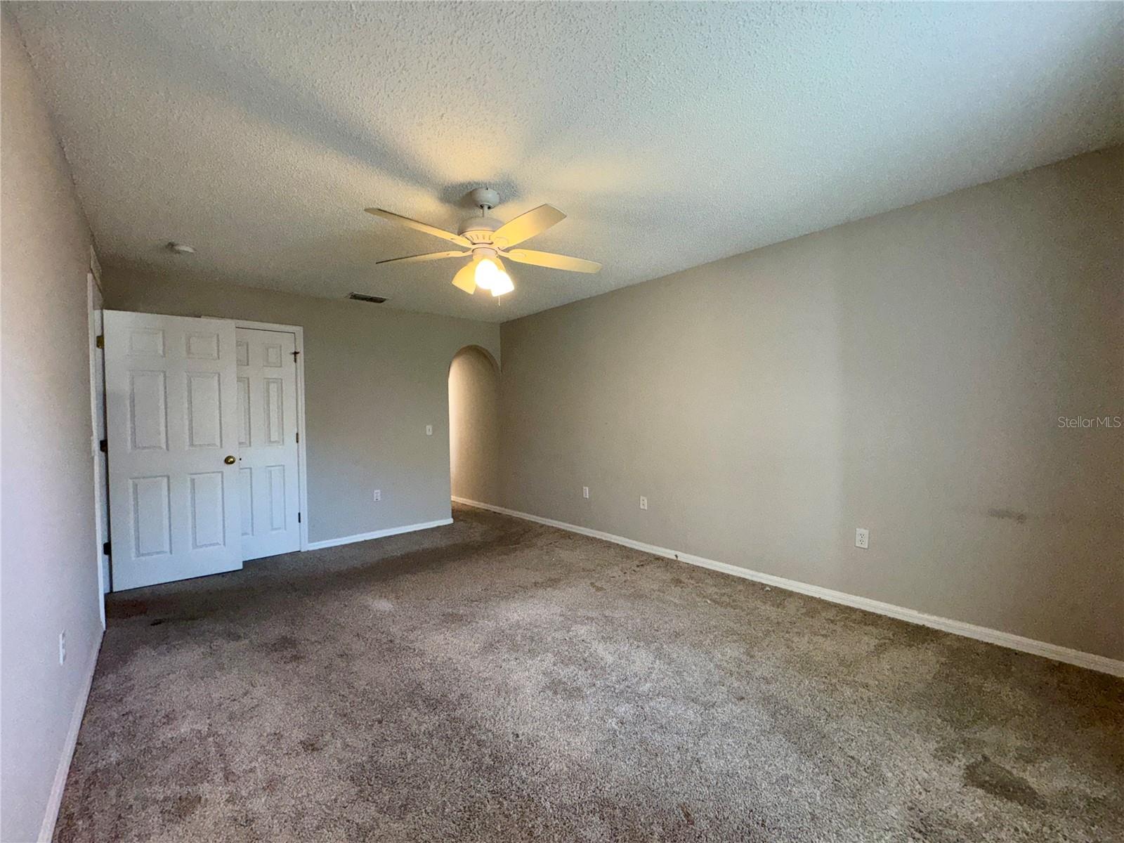 Image 15 of 32 For 12626 Lake Vista Drive