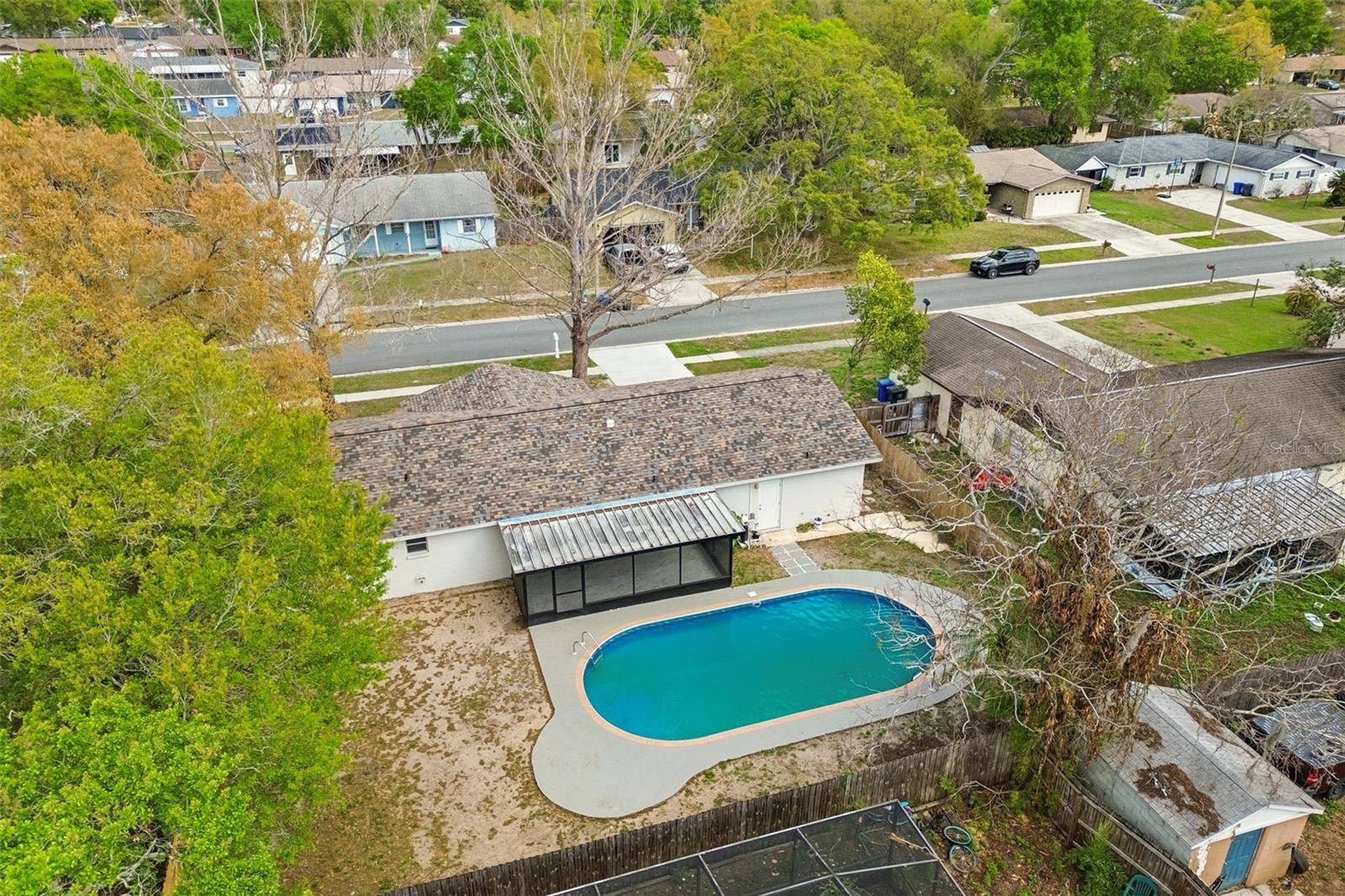 Listing photo id 42 for 3817 Twilight Drive