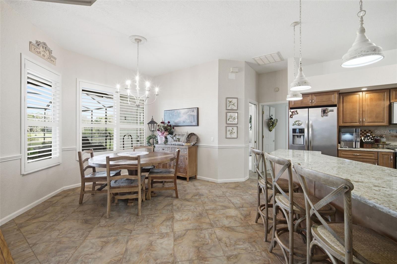 Image 14 of 51 For 2714 Barret Avenue