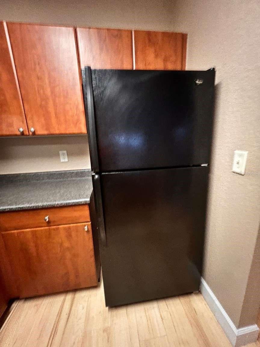 Image 7 of 16 For 206 South Street 6018