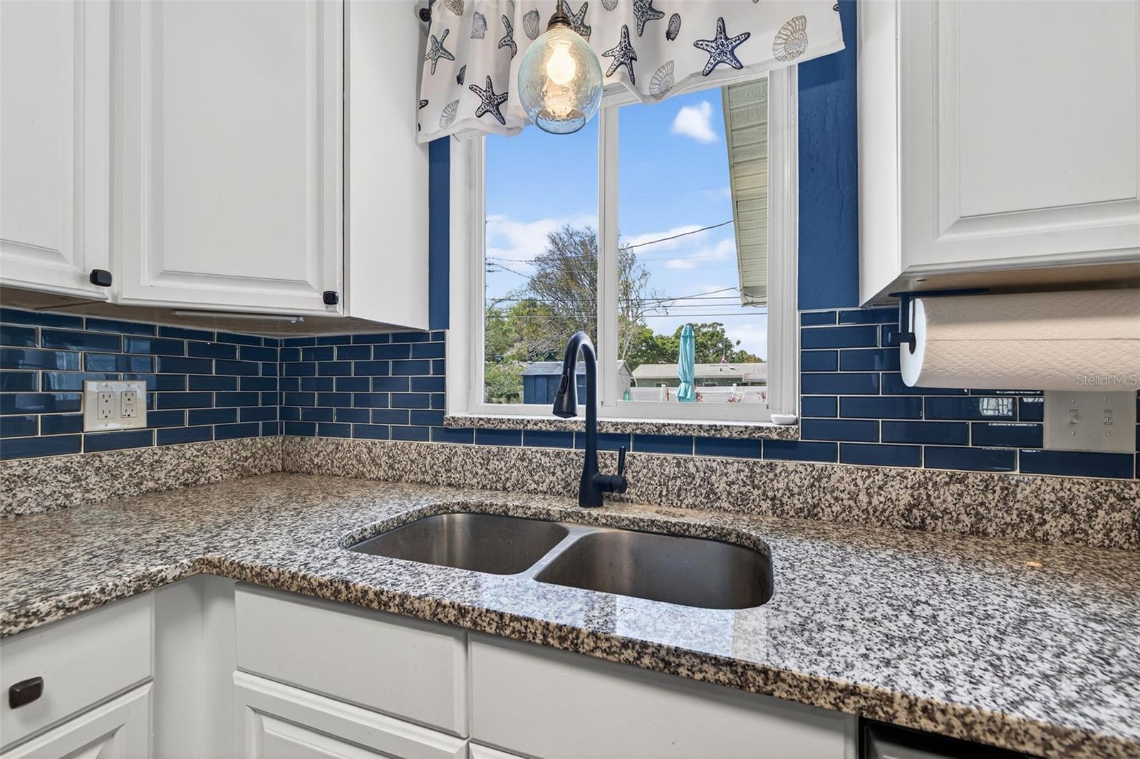 Image 12 of 33 For 2530 51st Street N