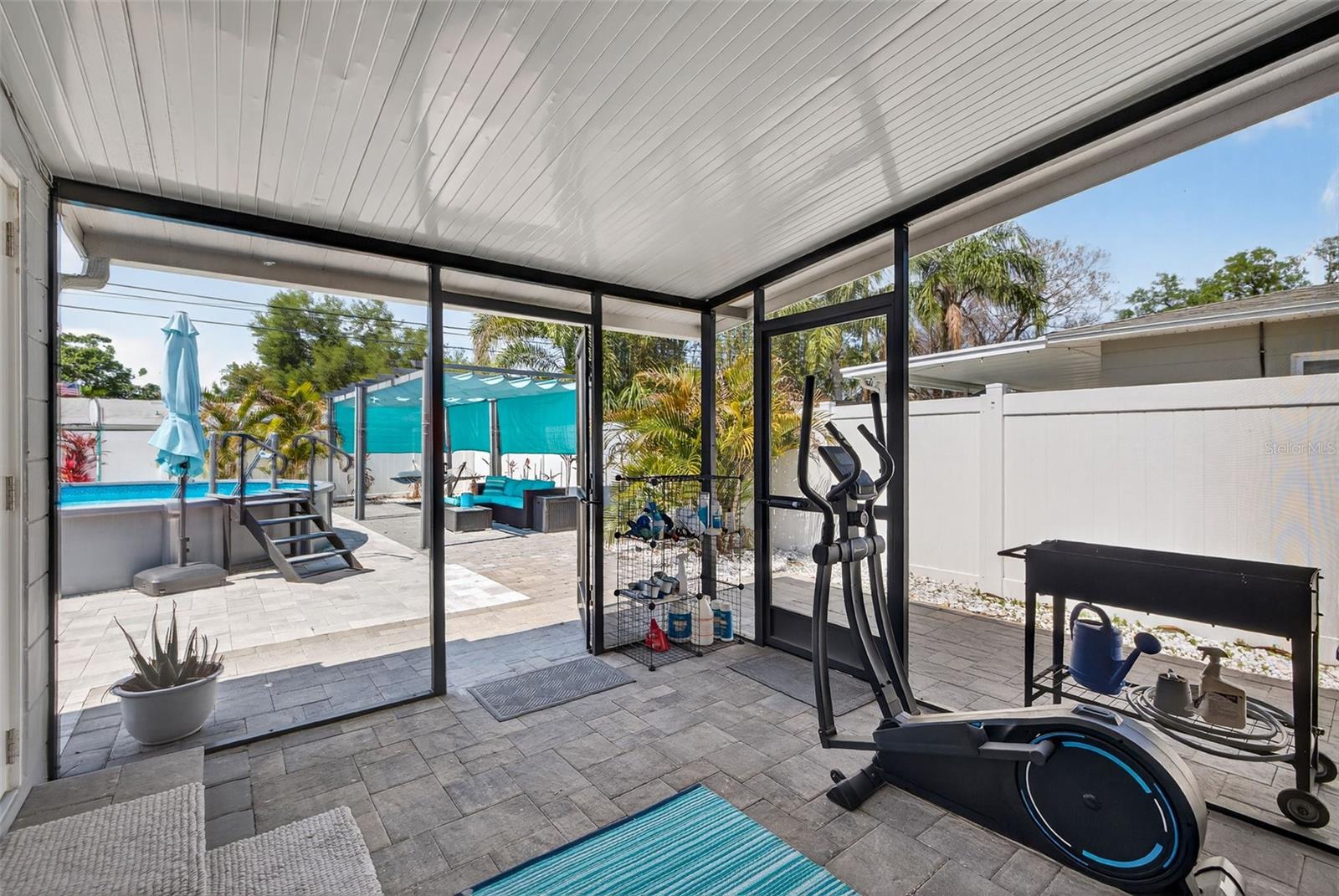 Image 22 of 33 For 2530 51st Street N