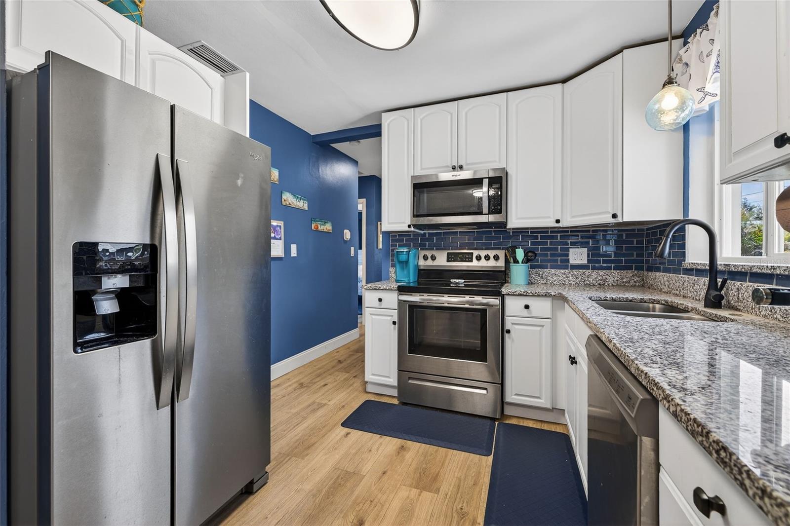 Image 9 of 33 For 2530 51st Street N