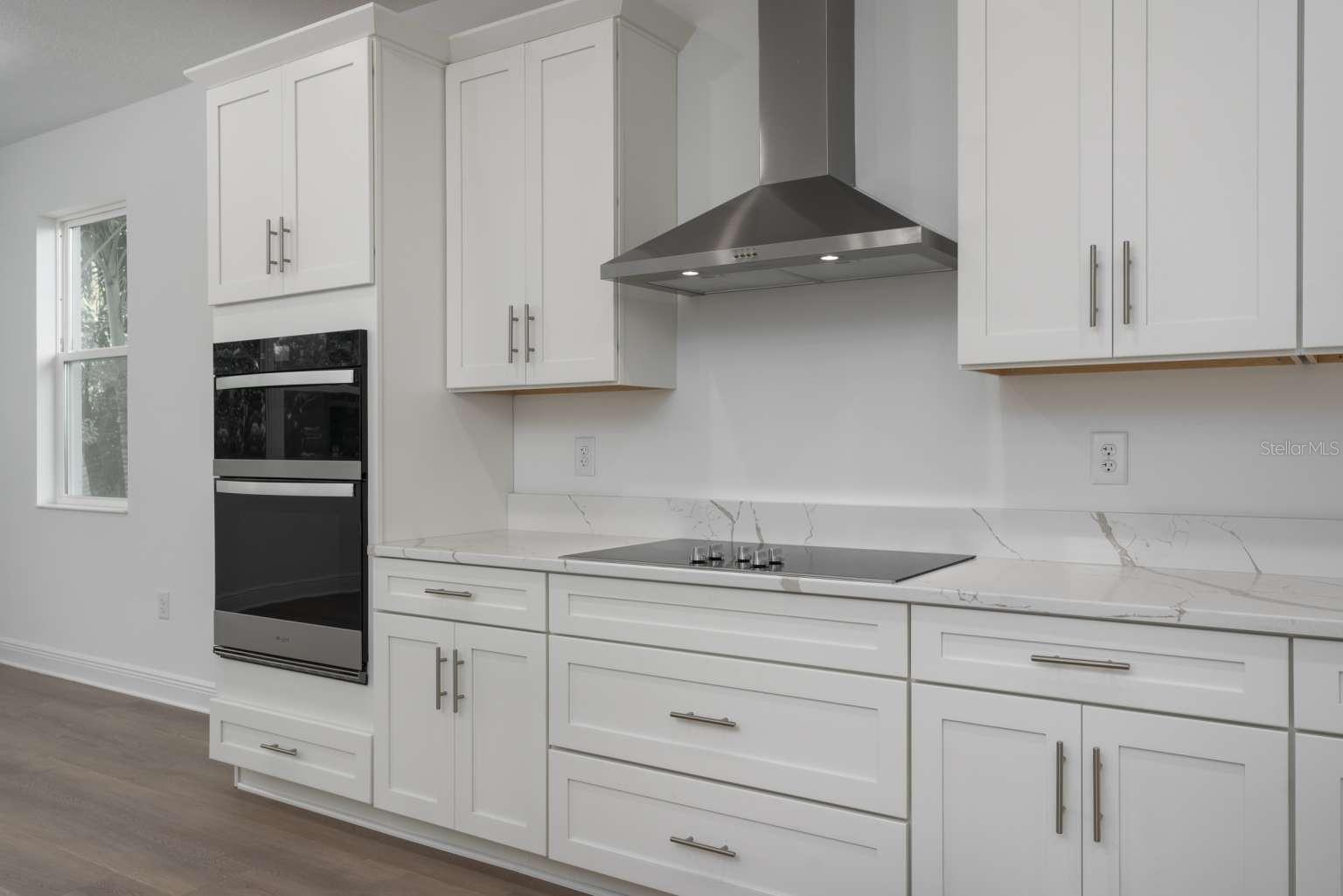 Image 11 of 41 For 318 Rafael Boulevard Ne