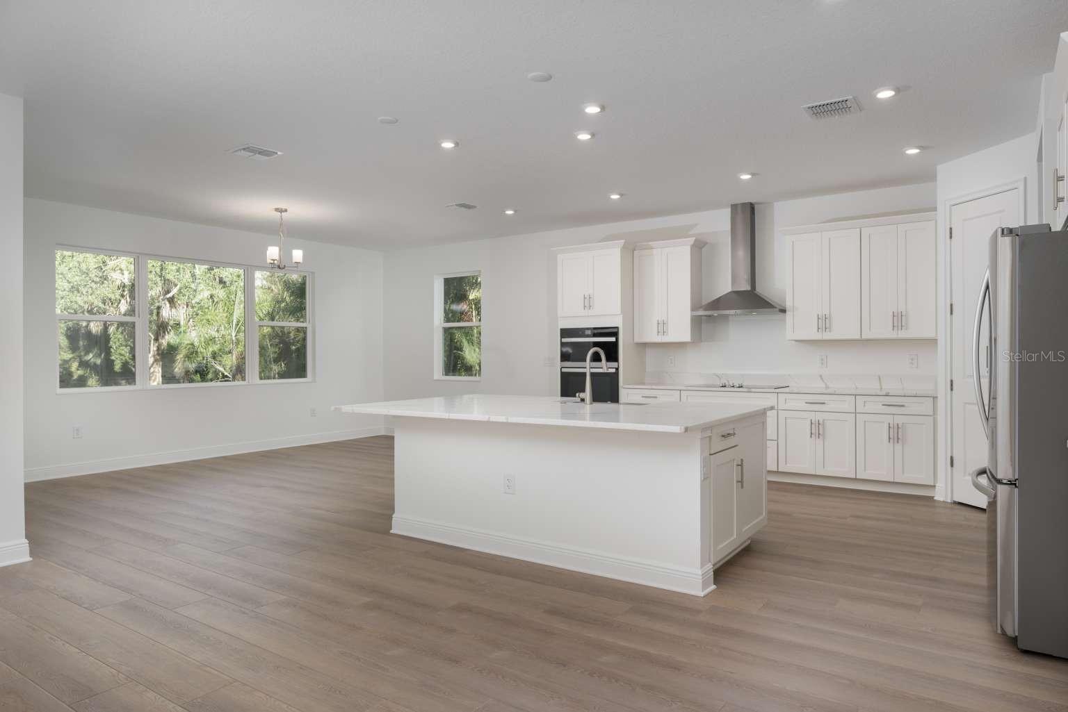 Image 7 of 41 For 318 Rafael Boulevard Ne