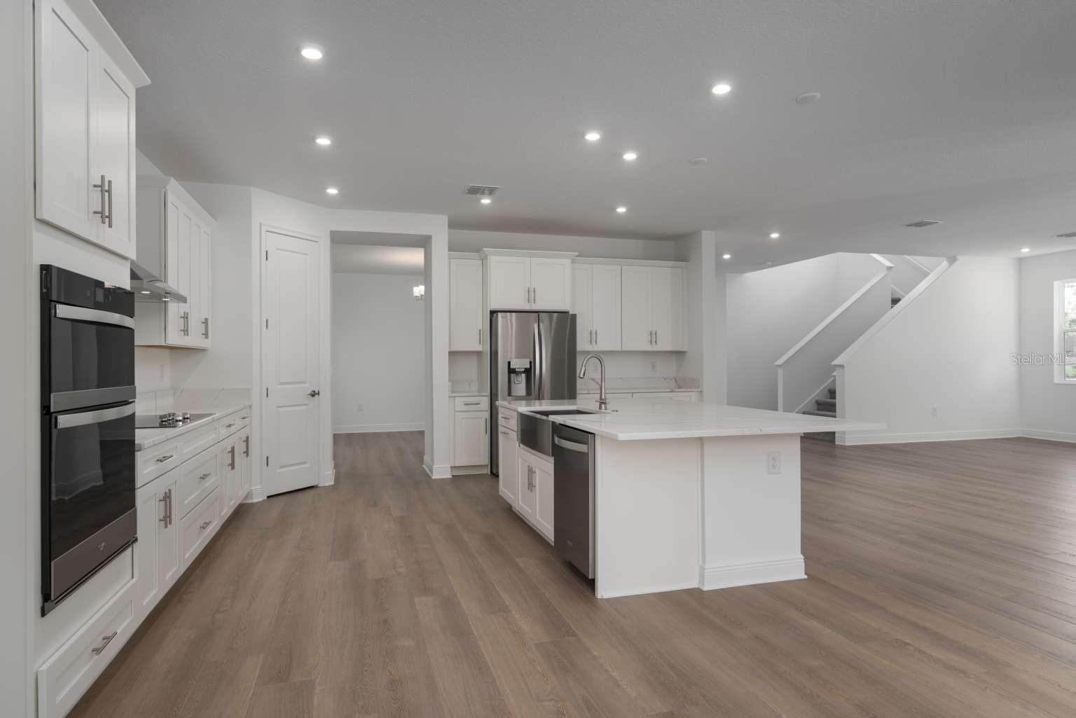 Image 9 of 41 For 318 Rafael Boulevard Ne