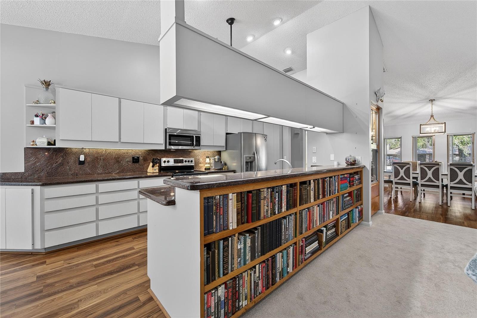 Image 21 of 72 For 23 Chinkapin Circle