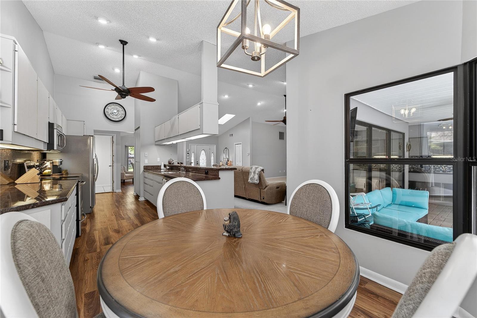 Image 29 of 72 For 23 Chinkapin Circle