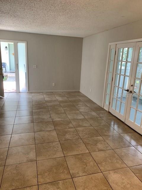 Image 3 of 11 For 1960 Union Street 5