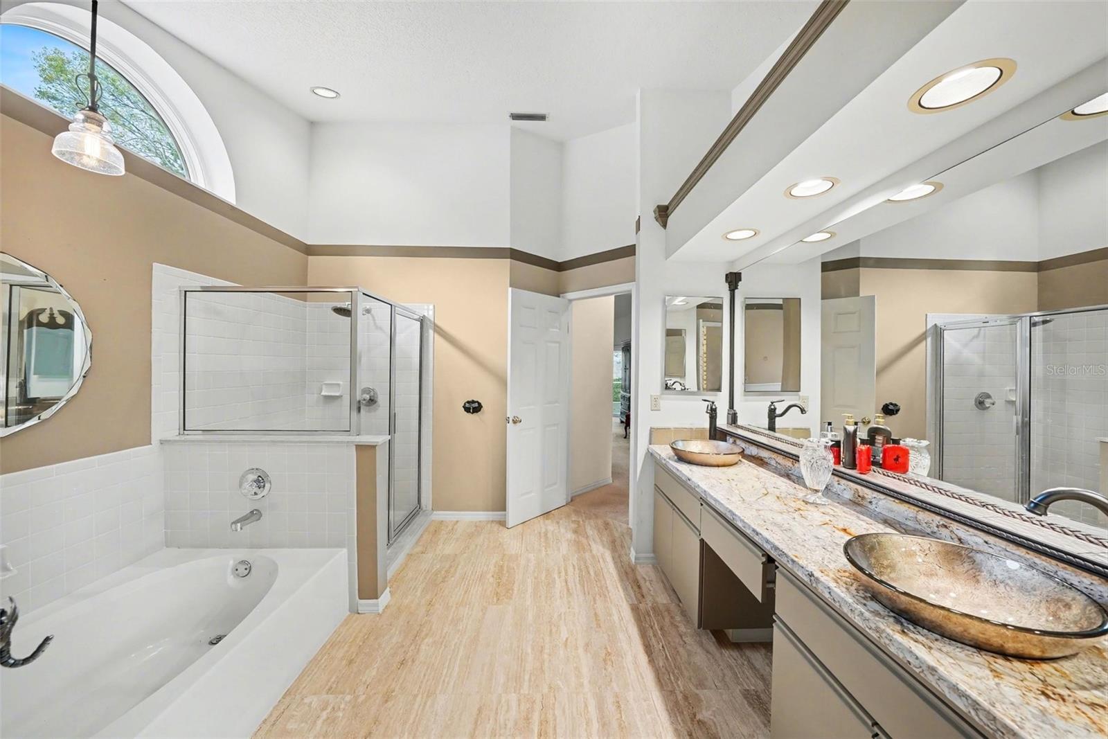 Image 20 of 38 For 12804 Wallingford Drive