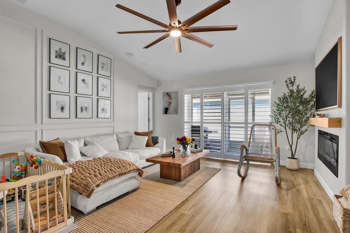 Image 14 of 42 For 18565 Strombury Drive