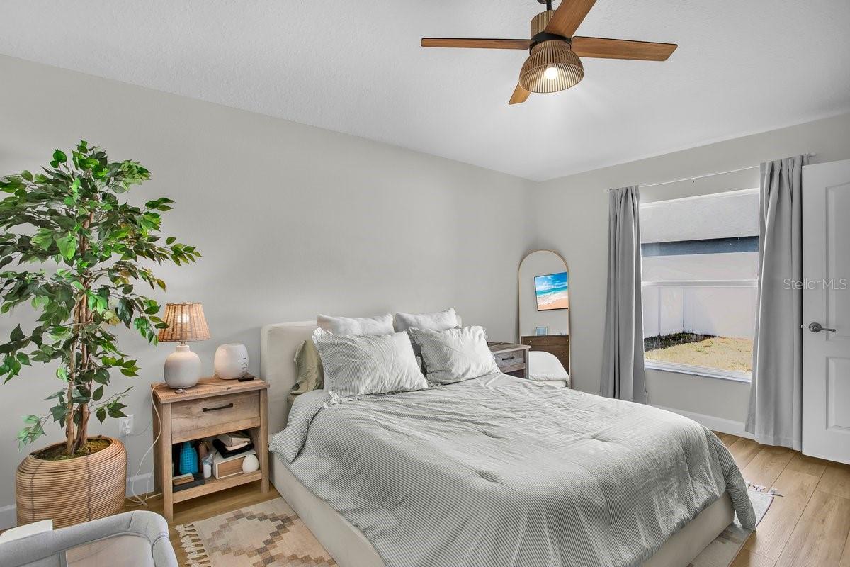 Image 29 of 42 For 18565 Strombury Drive