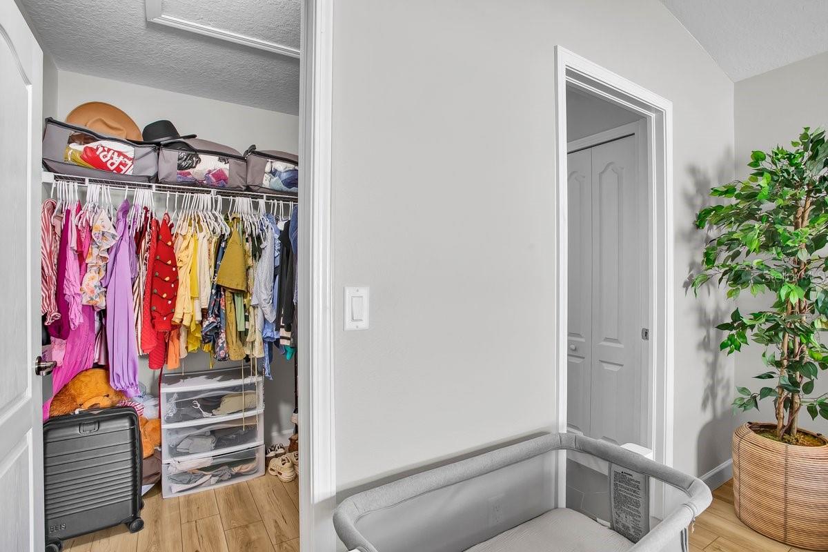 Image 30 of 42 For 18565 Strombury Drive