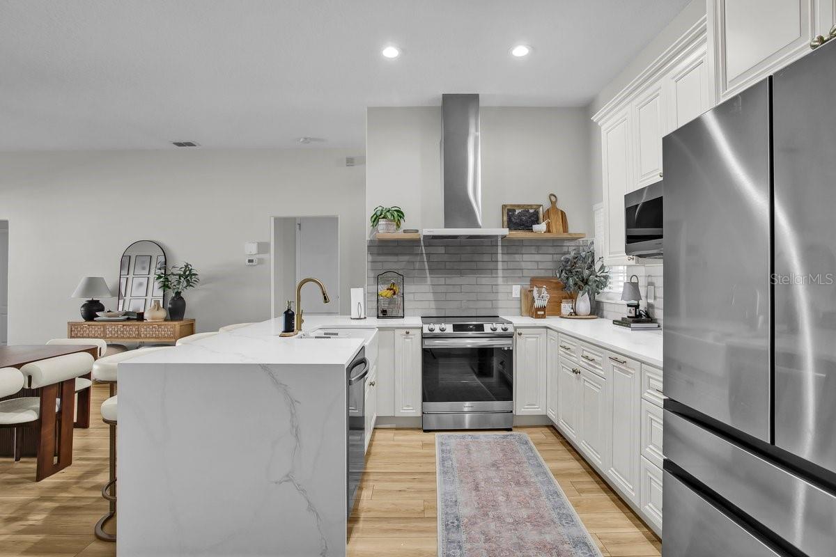 Image 8 of 42 For 18565 Strombury Drive