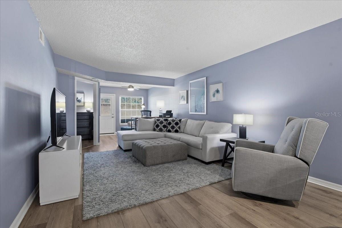 Image 15 of 37 For 2400 Winding Creek Boulevard 20a