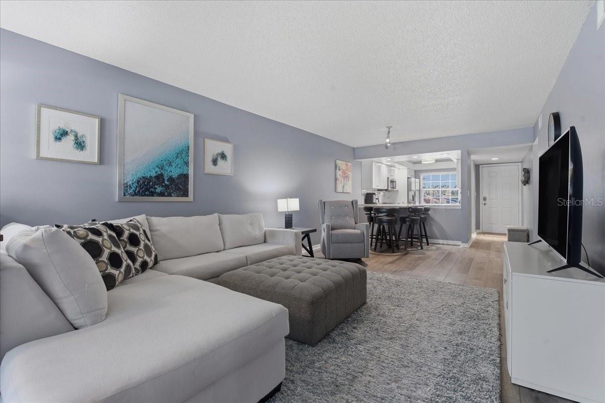 Image 16 of 37 For 2400 Winding Creek Boulevard 20a