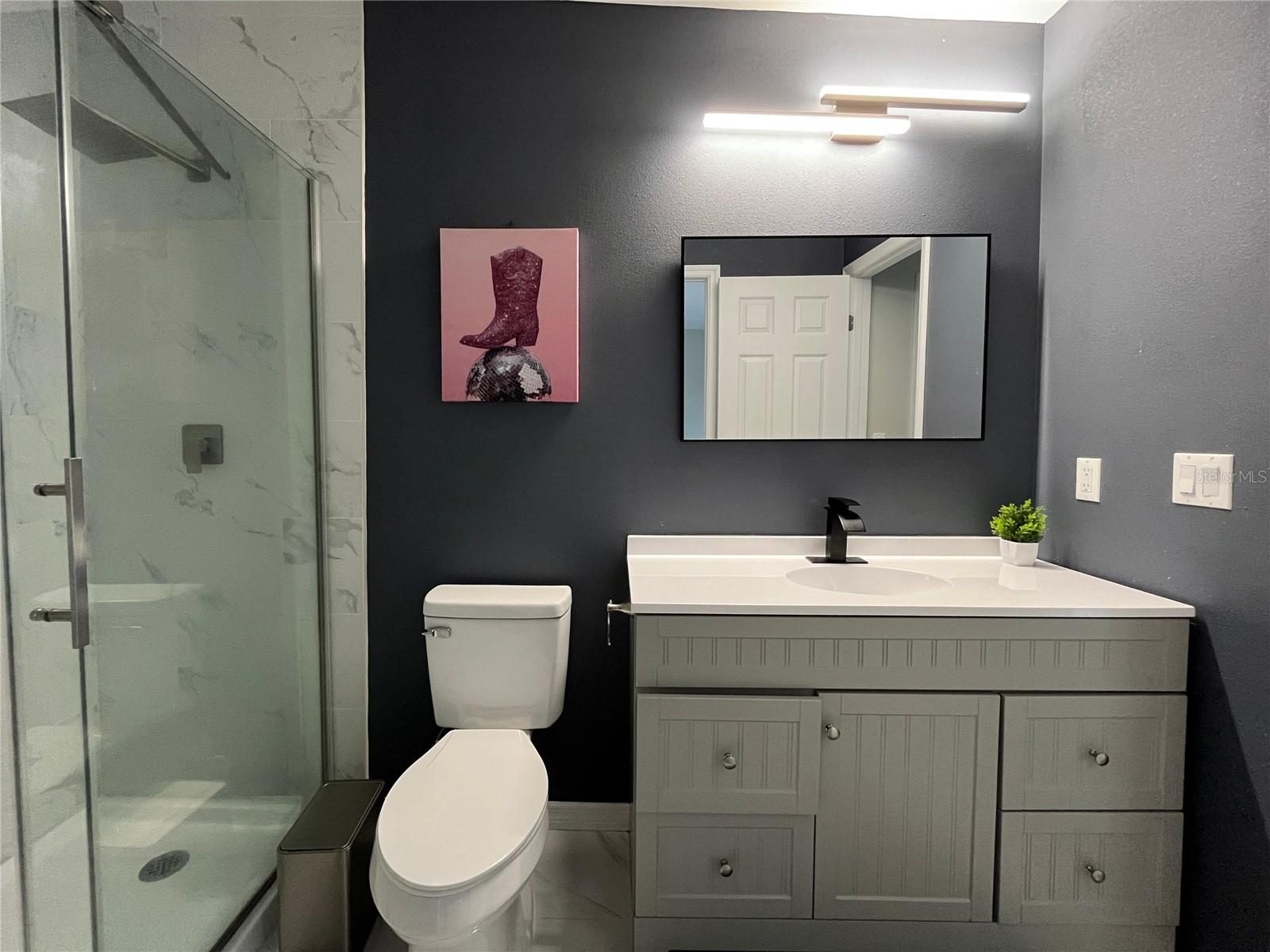 Image 10 of 16 For 1039 Missouri Avenue