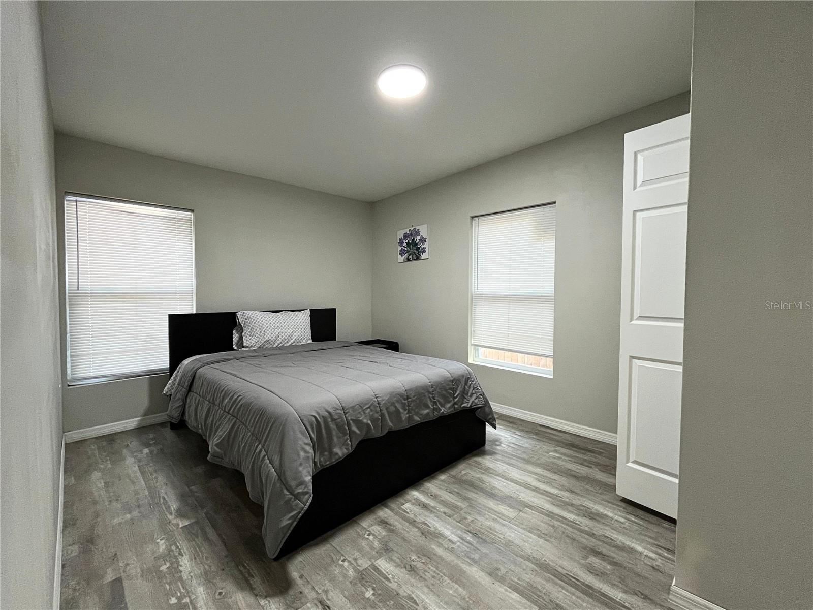 Image 13 of 16 For 1039 Missouri Avenue