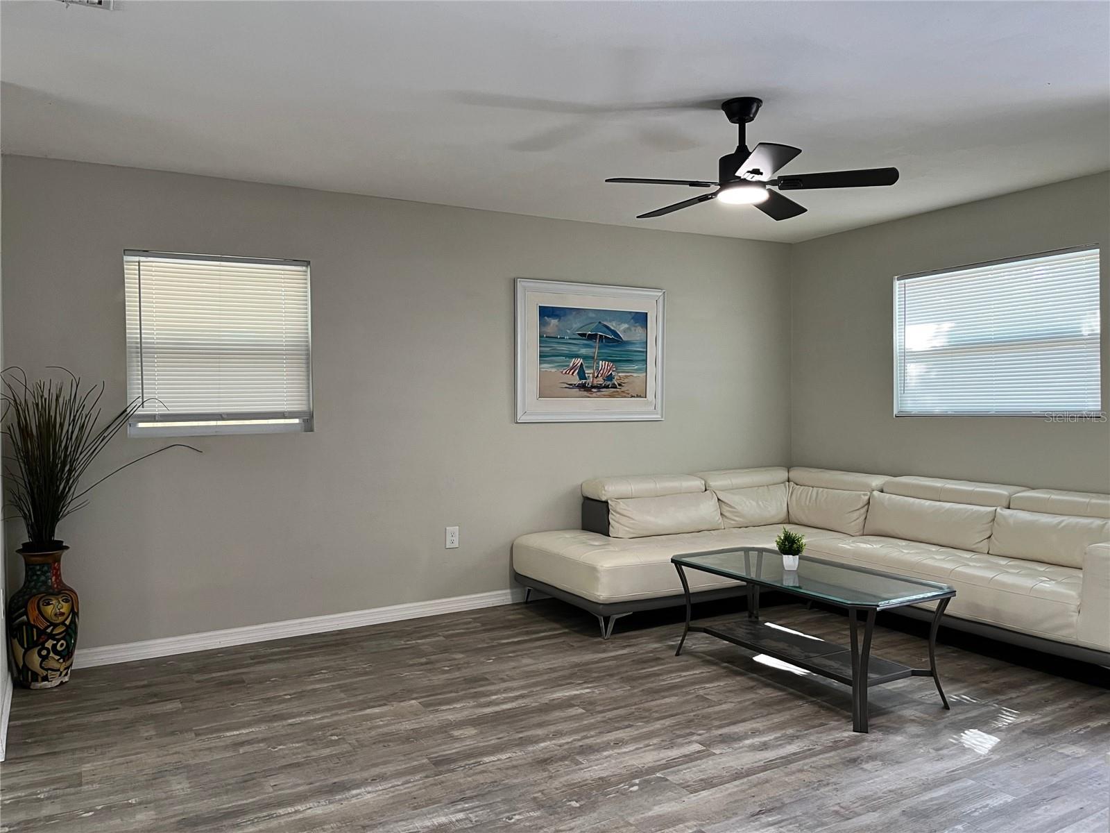 Image 15 of 16 For 1039 Missouri Avenue