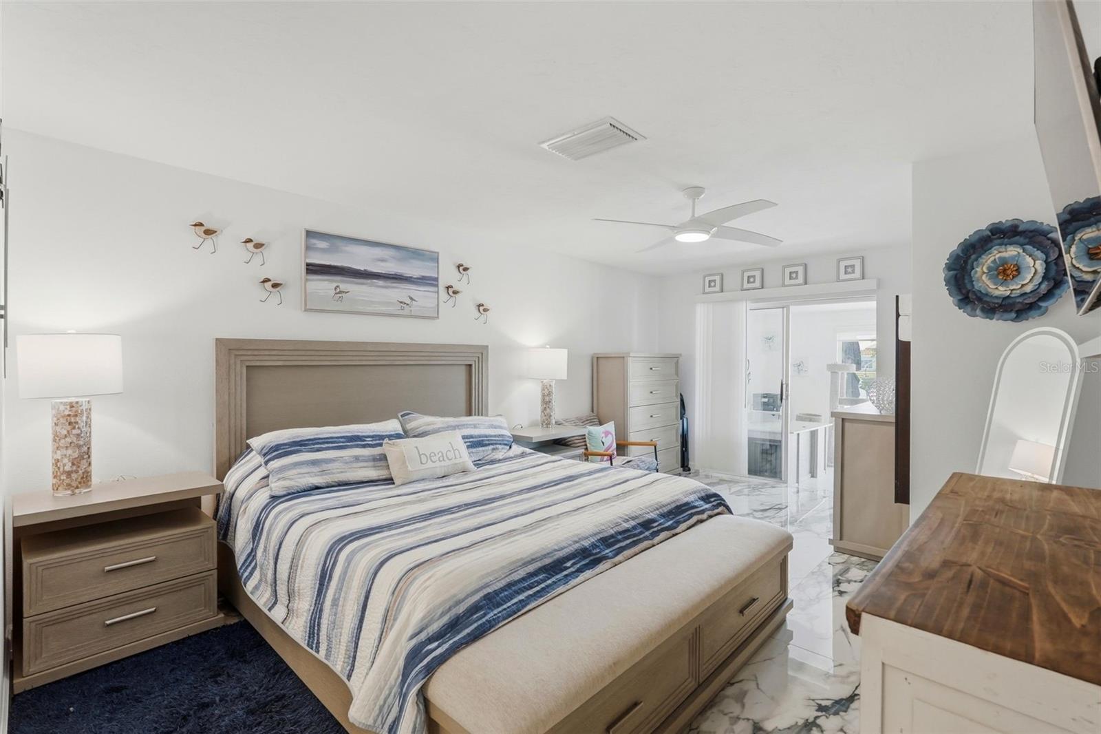 Image 14 of 31 For 573 Boca Ciega Point Boulevard N