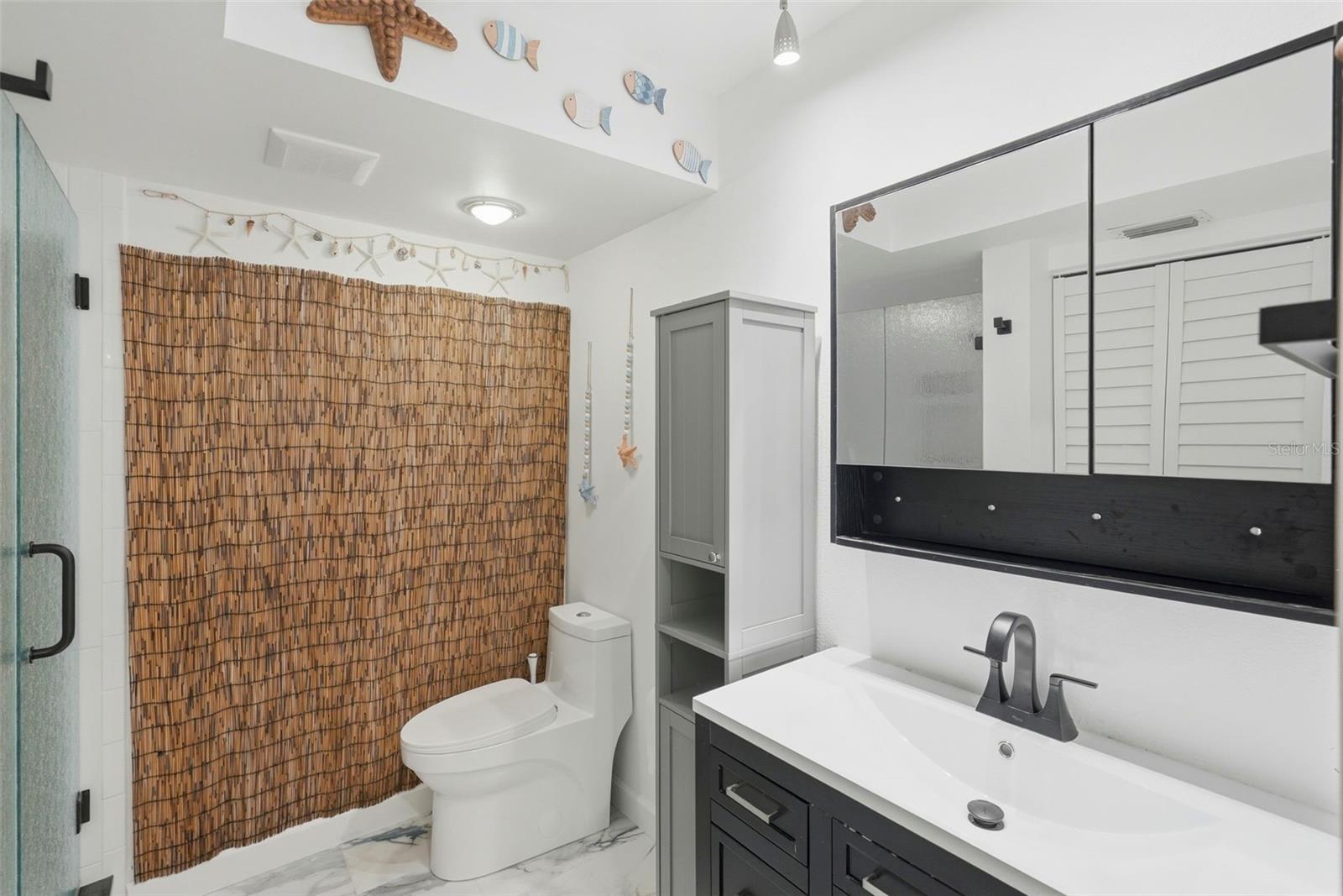 Image 20 of 31 For 573 Boca Ciega Point Boulevard N