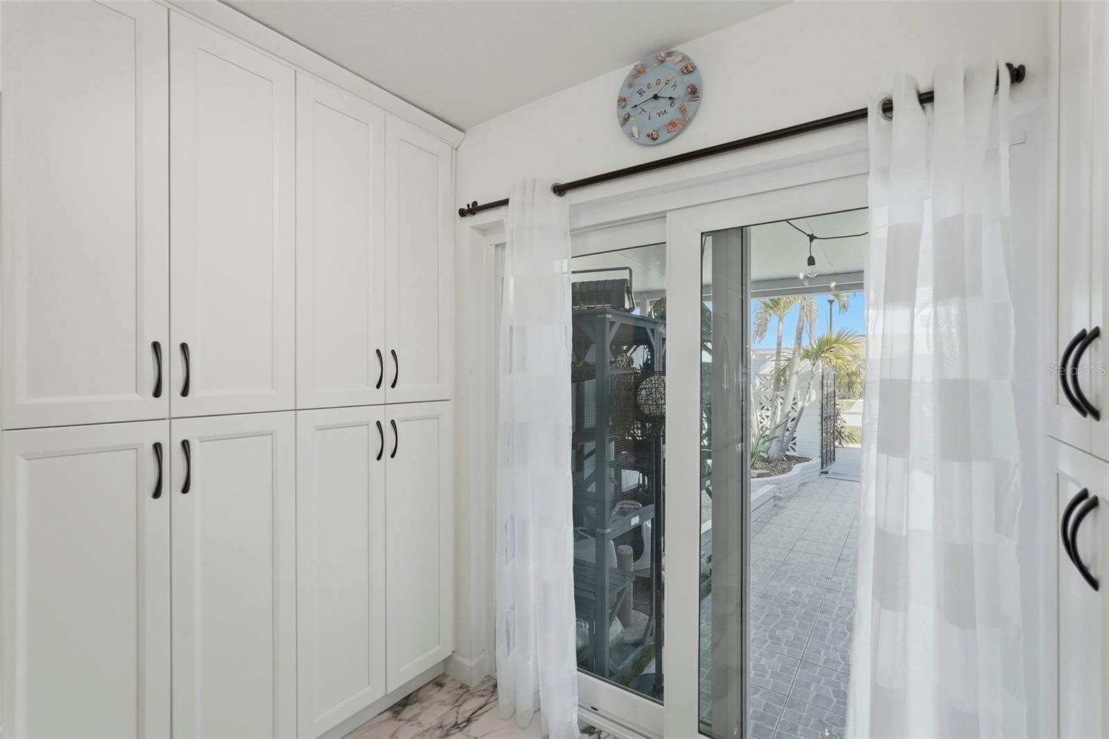 Image 21 of 31 For 573 Boca Ciega Point Boulevard N