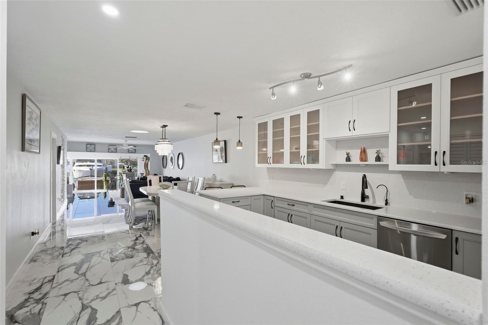 Image 24 of 31 For 573 Boca Ciega Point Boulevard N