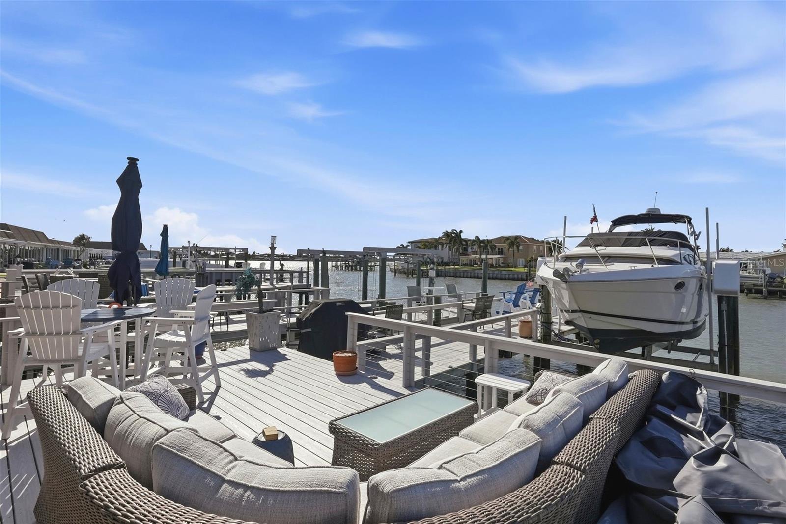 Image 25 of 31 For 573 Boca Ciega Point Boulevard N