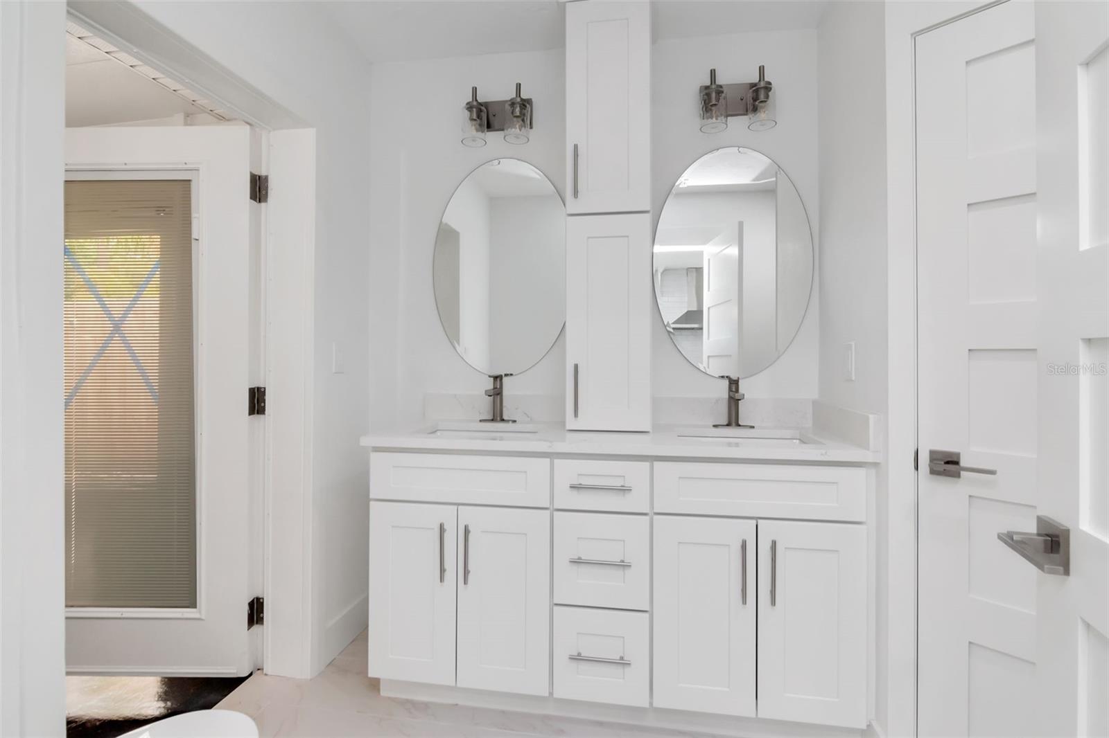 Image 16 of 58 For 1840 Douglas Avenue