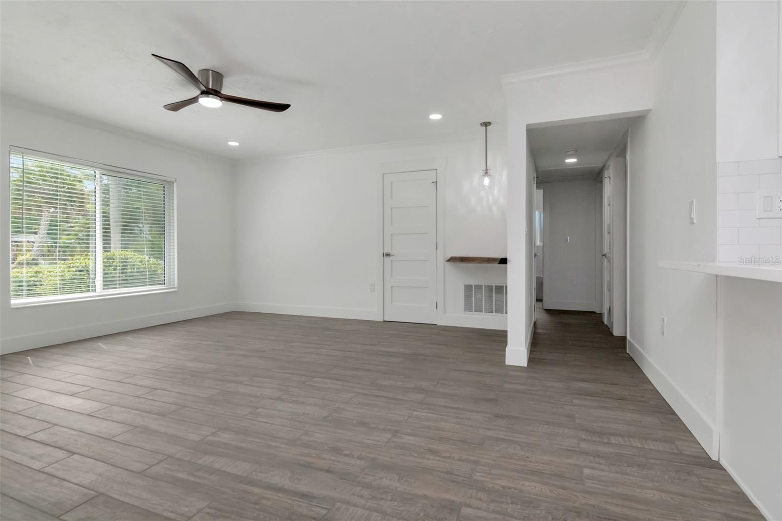 Image 18 of 58 For 1840 Douglas Avenue