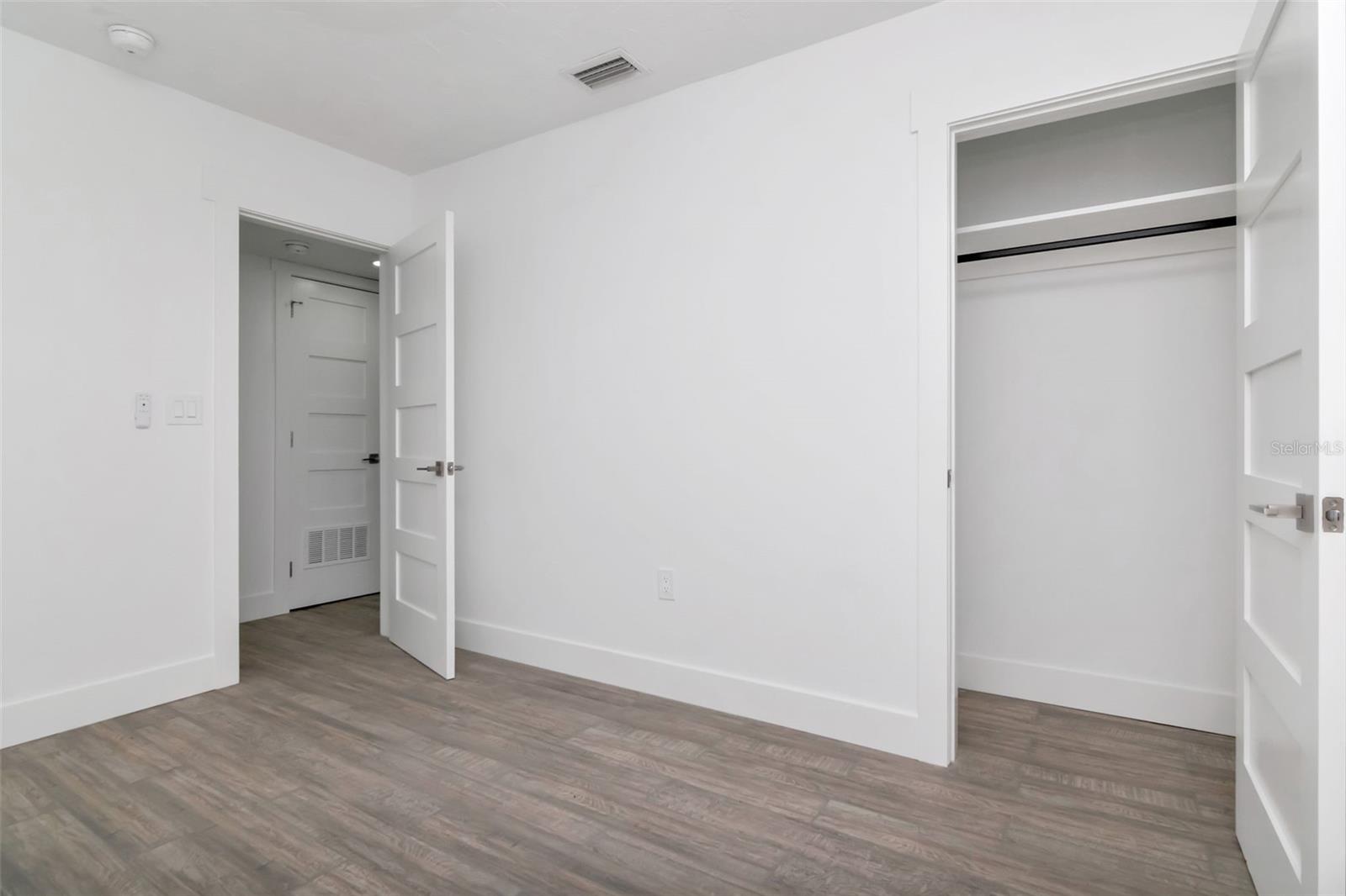 Image 20 of 58 For 1840 Douglas Avenue