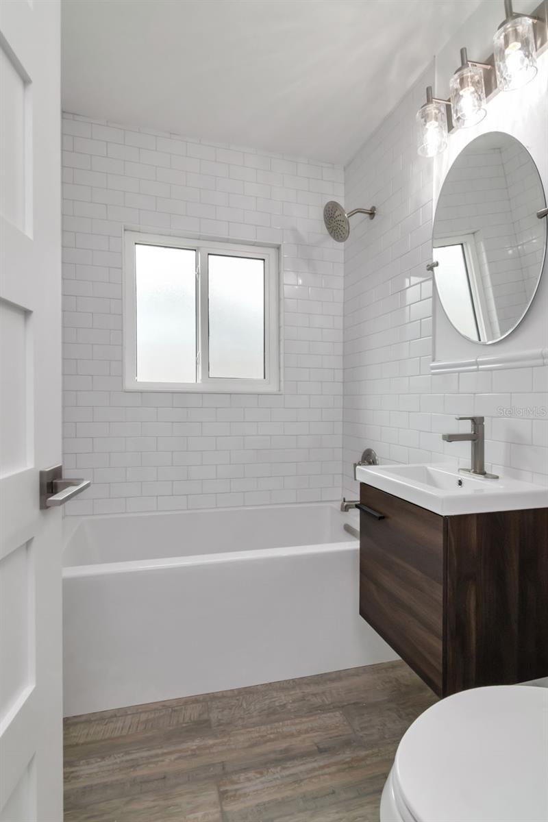 Image 24 of 58 For 1840 Douglas Avenue