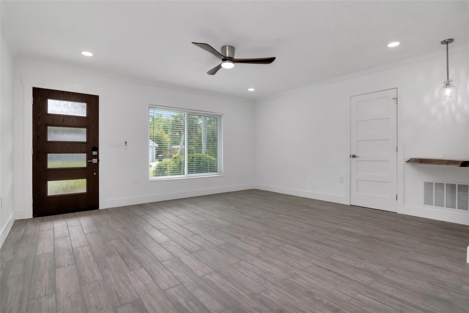 Image 3 of 58 For 1840 Douglas Avenue