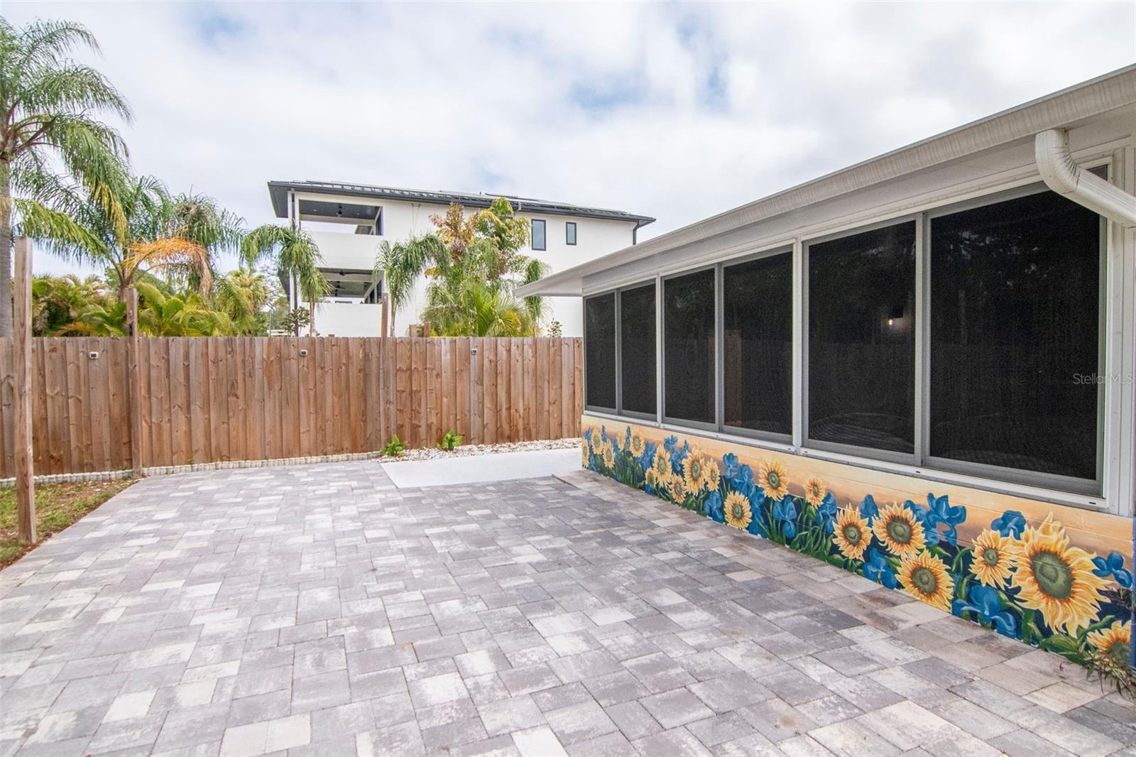 Image 31 of 58 For 1840 Douglas Avenue