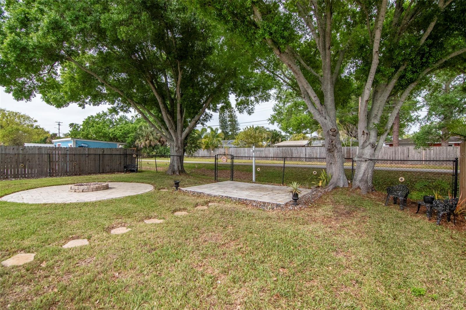 Image 34 of 58 For 1840 Douglas Avenue