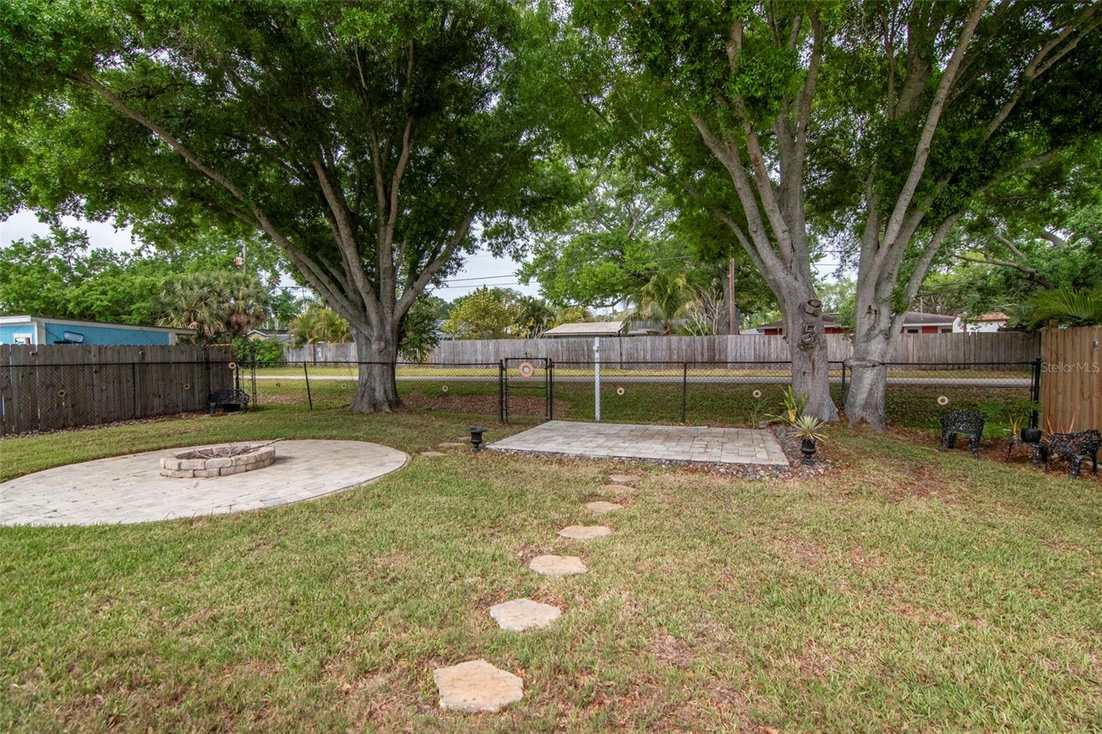 Image 35 of 58 For 1840 Douglas Avenue