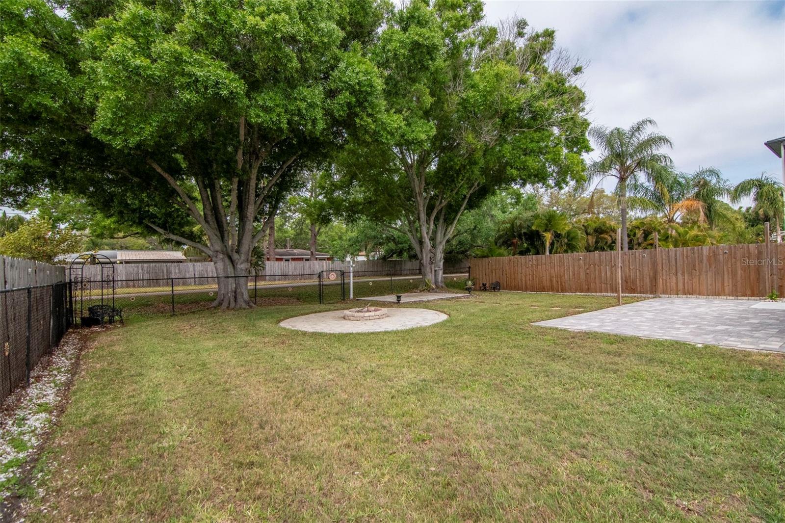 Image 37 of 58 For 1840 Douglas Avenue